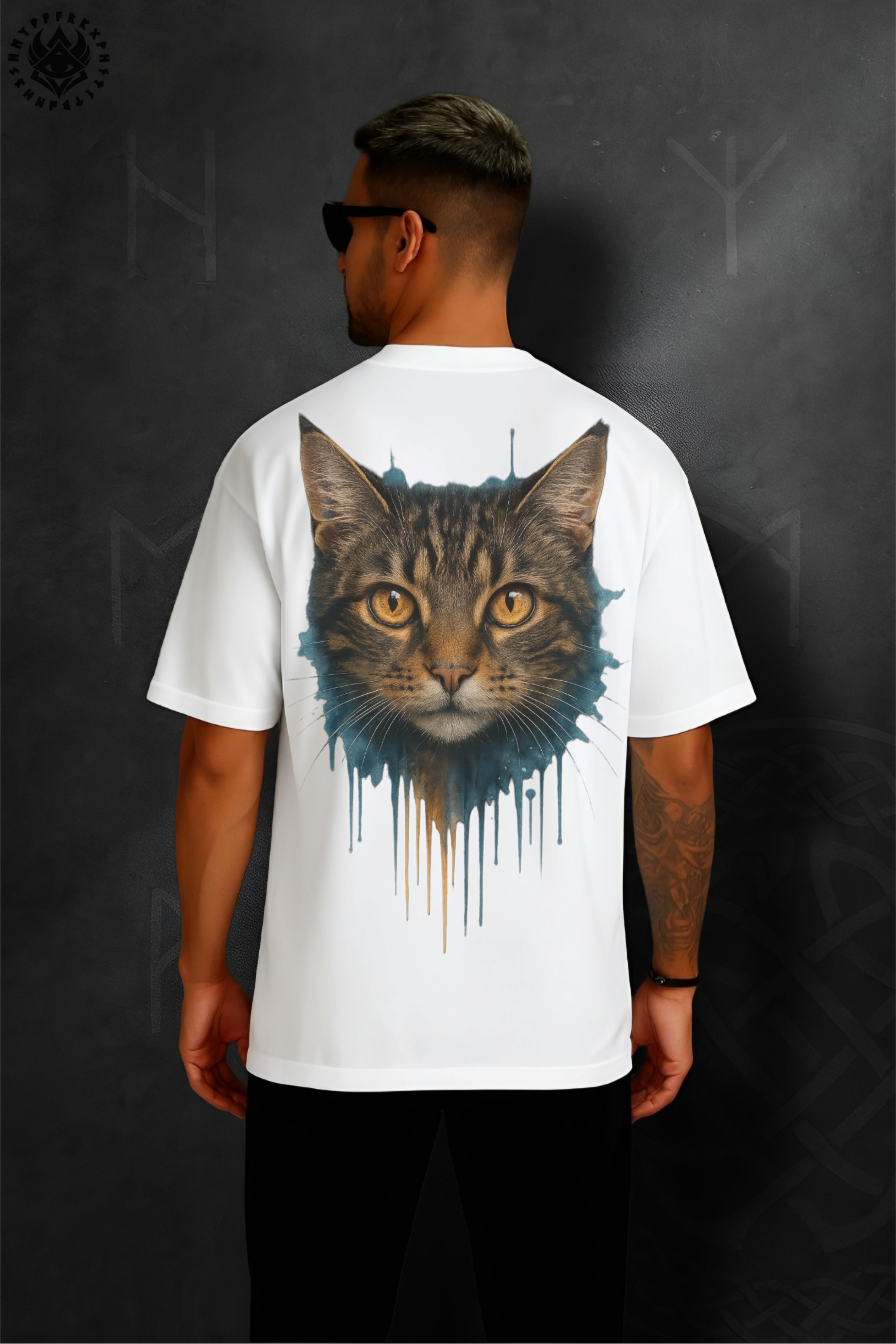 DOLK Oversized Cat Unisex Tee - Cat Spirit
